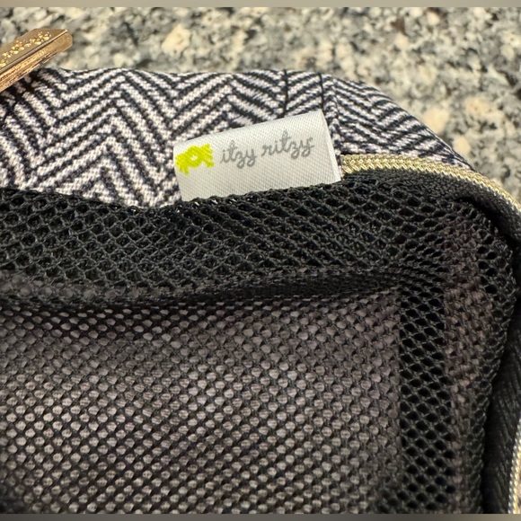 Itzy Ritzy Pack Like A Boss Packing Cubes, Sold Out Coffee and Cream Colorway - Picture 3 of 7